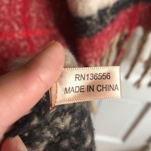 LAON Fashion Red Cream Black Chunky Oversized Soft Acrylic Tassel Scarf - Picture 7 of 7